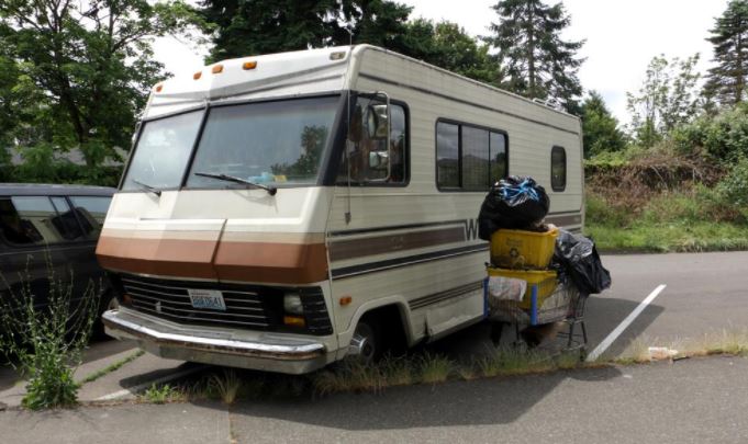Derelict Rvs Stored In Police Evidence Lot 